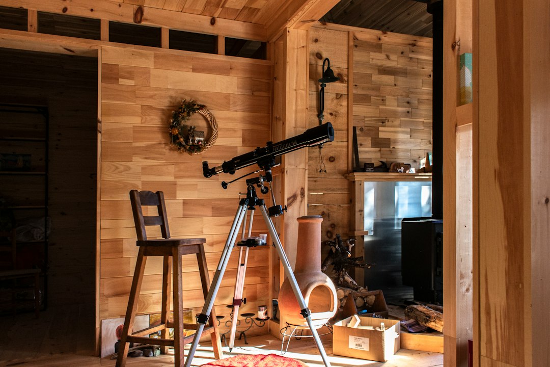 Visual representation of benefits of Off-Grid Tiny House Automation for Artisanal Woodworkers