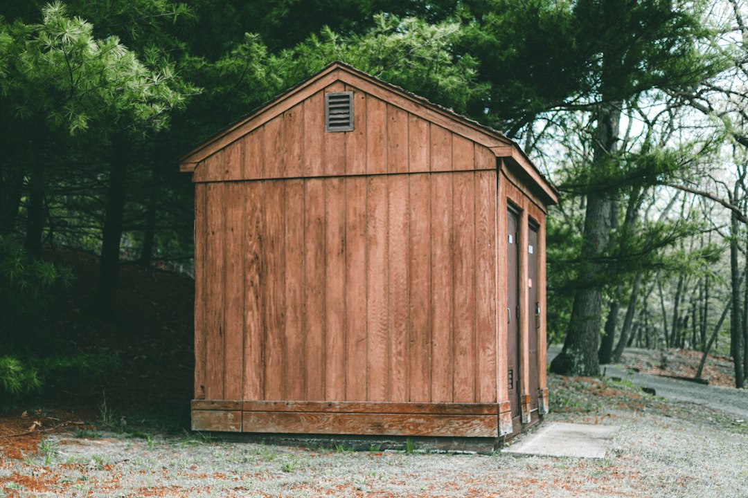 Visual representation of Off-Grid Tiny House Automation for Artisanal Woodworkers faq