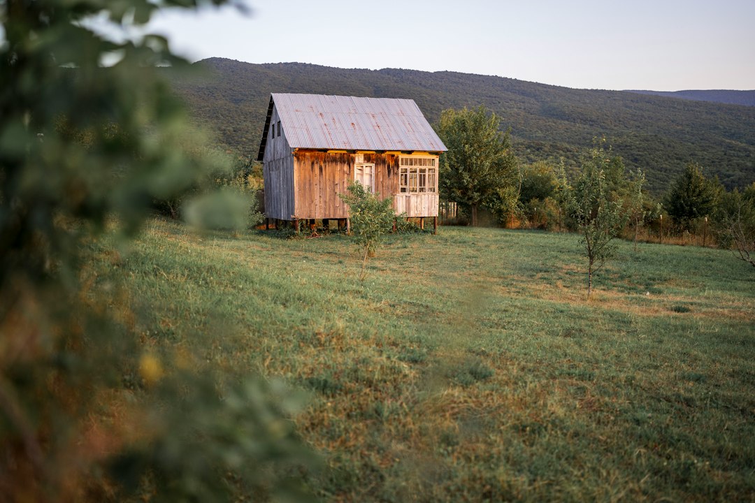 Visual illustration for Off-Grid Tiny House Automation for Artisanal Woodworkers testing protocols